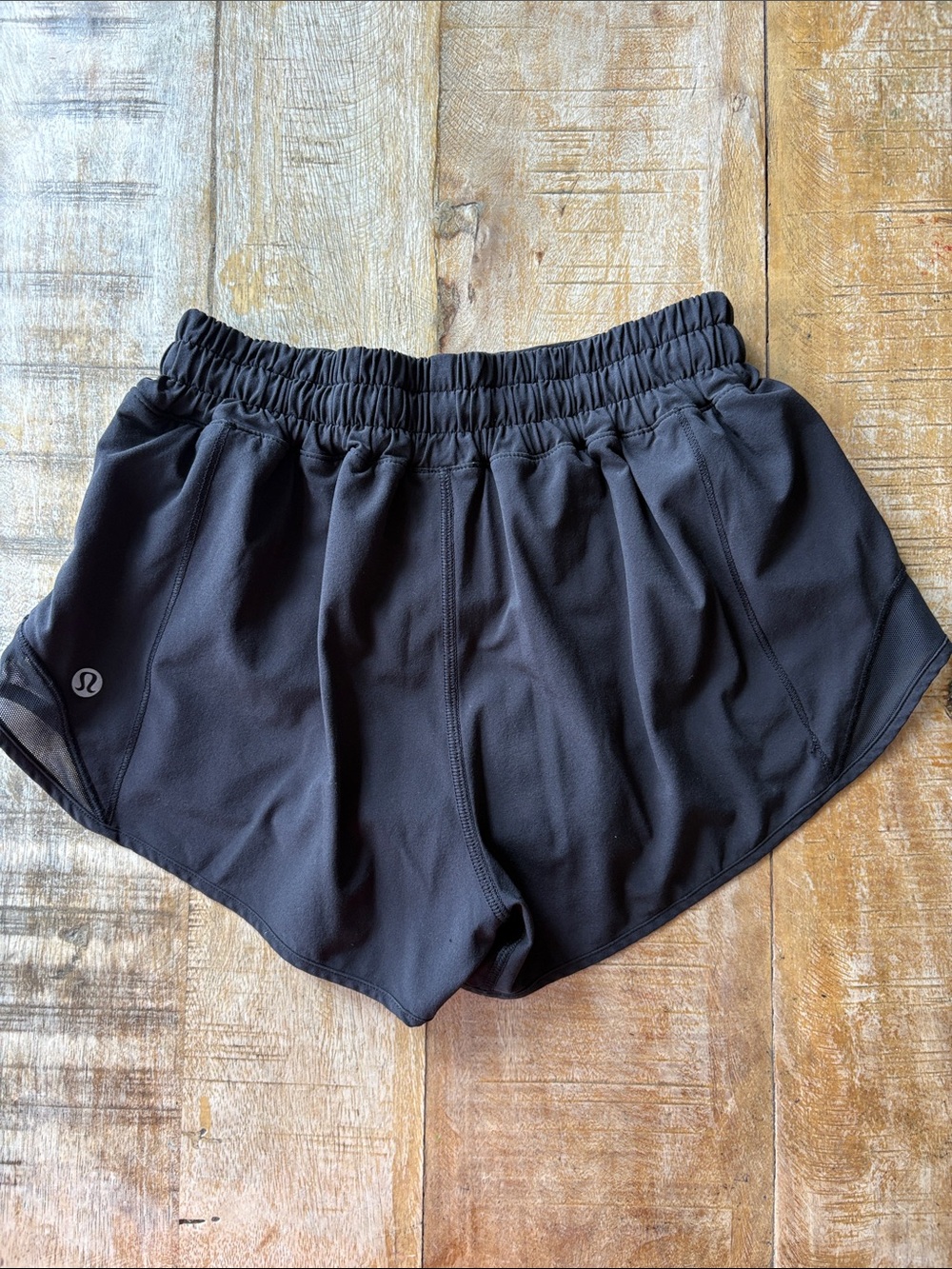 Lululemon Women’s Black Athletic Shorts size 2 - Picture 3 of 10